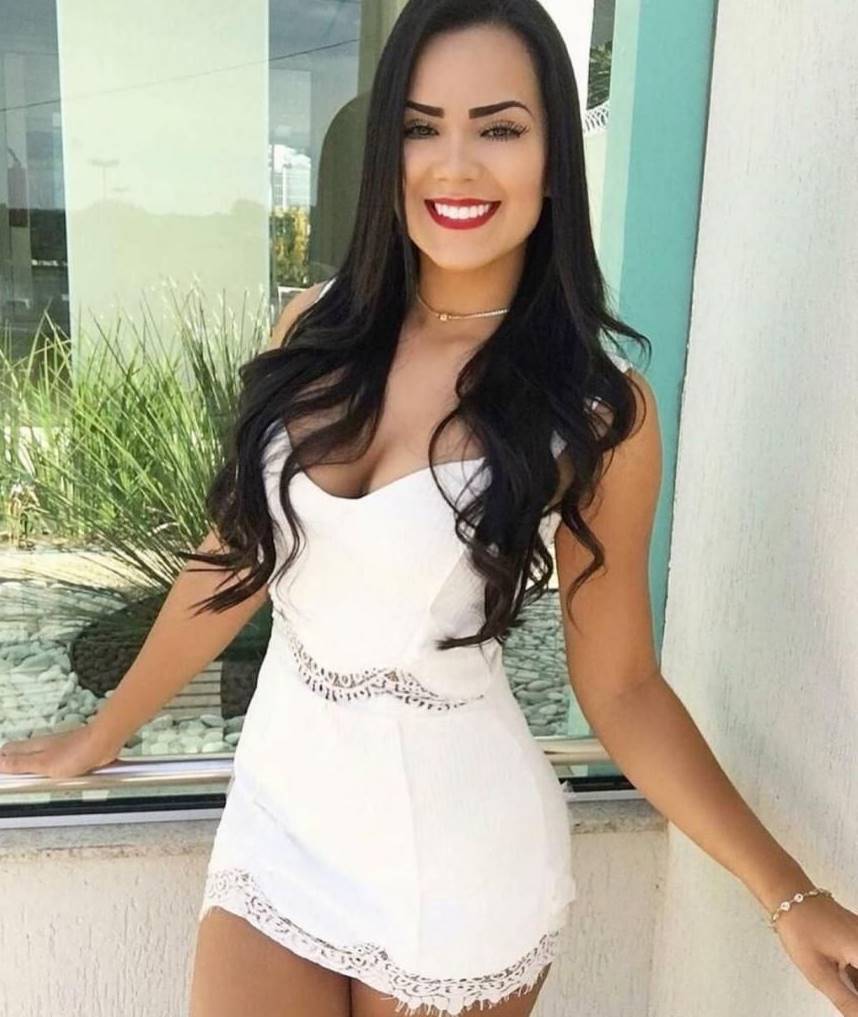 Bakırköy Escort Bayan Sedefle Hayallerinizin Ötesinde Bir Deneyim